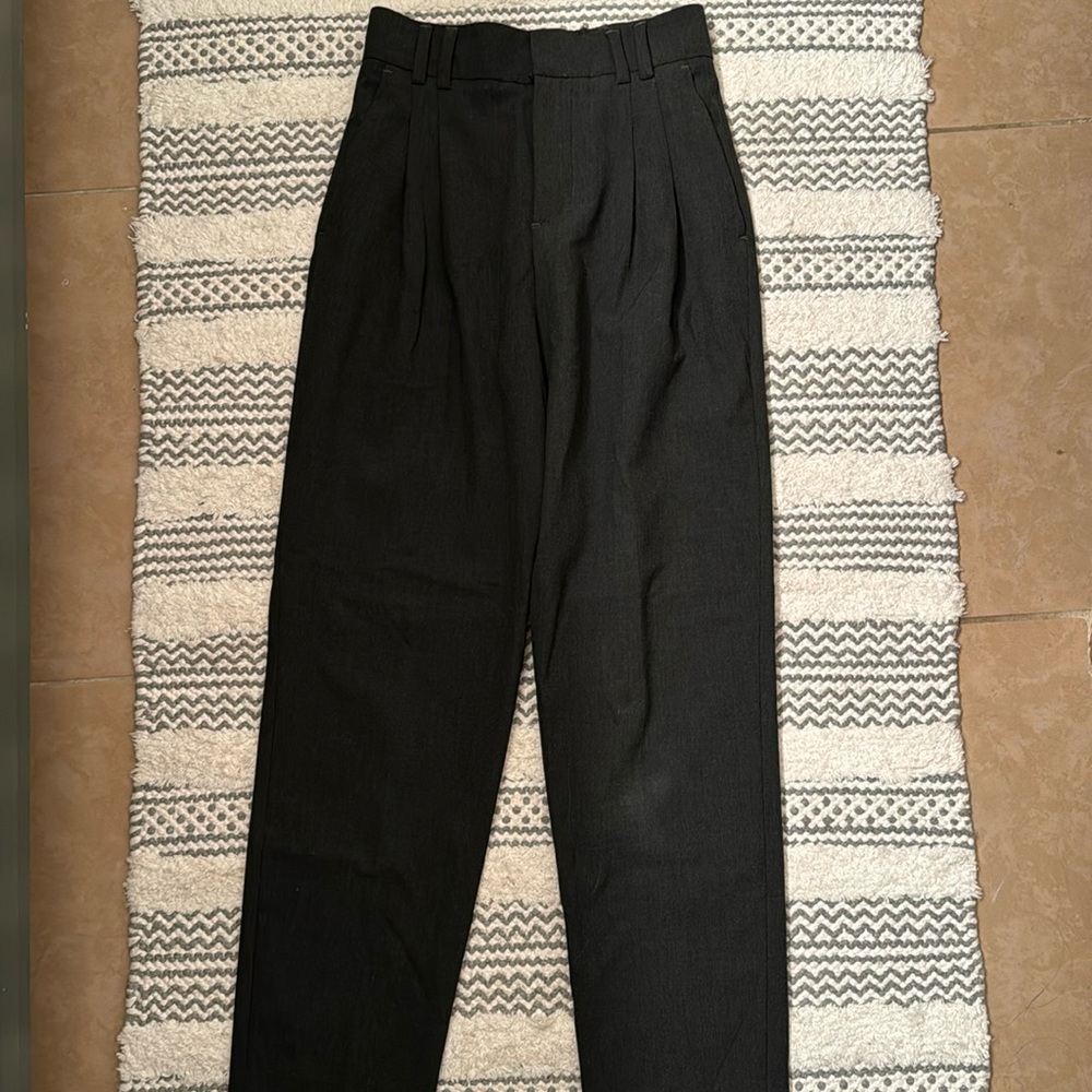 Zara gray pants size 2